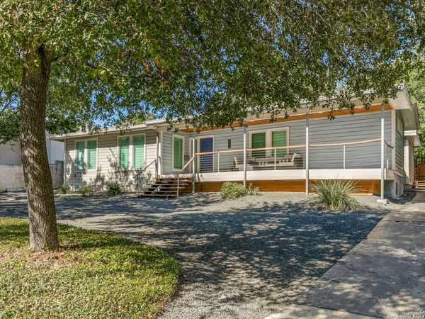 825 Garraty, Terrell Hills, TX 78209