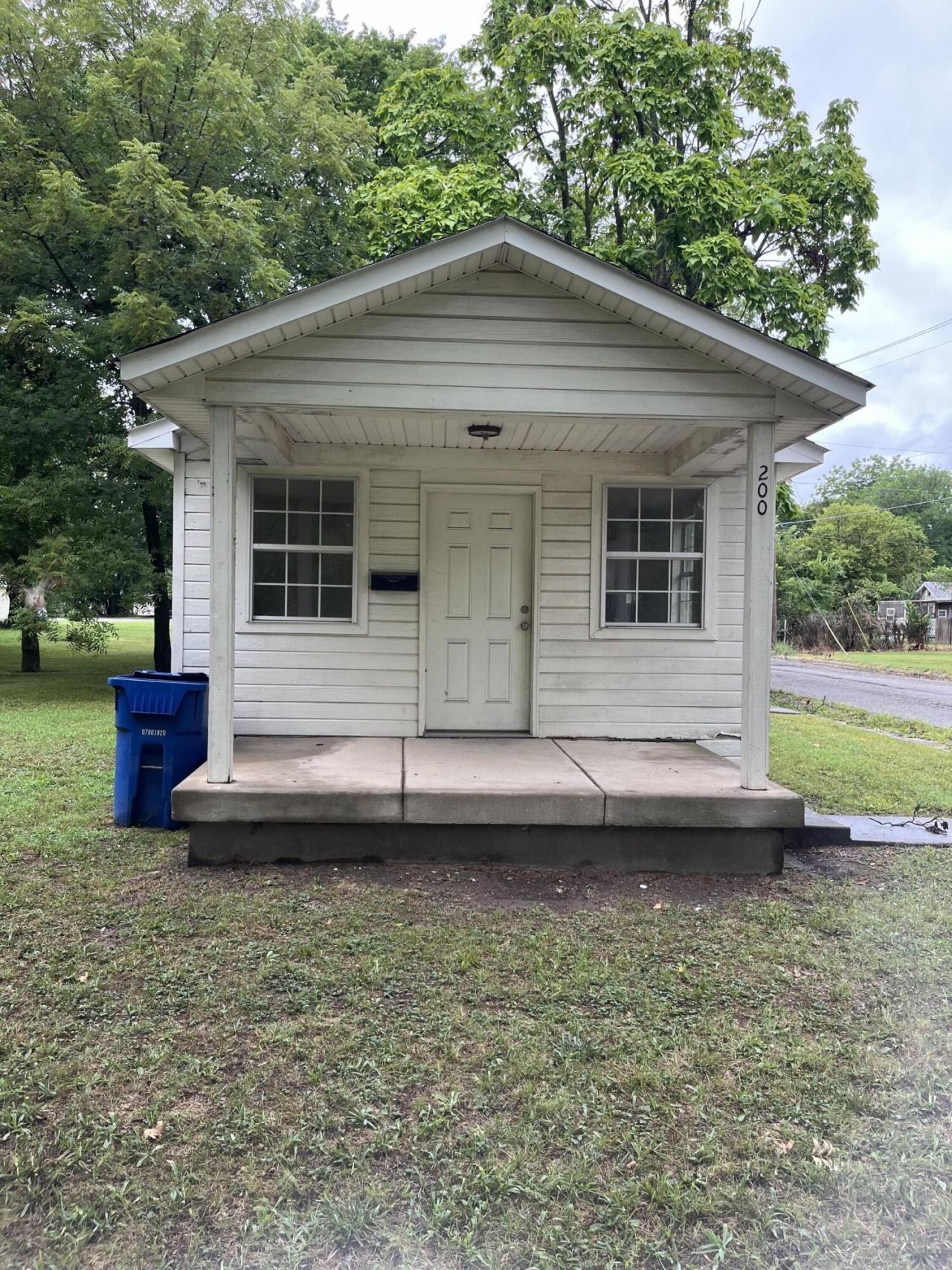 200 K Street Se, Miami, OK 74354 Main Photo