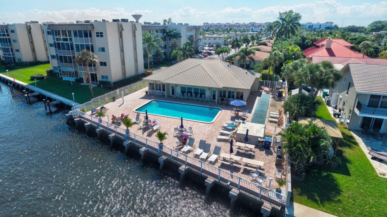 624 Snug Harbor Drive, Unit B6, Boynton Beach, FL 33435 Photo