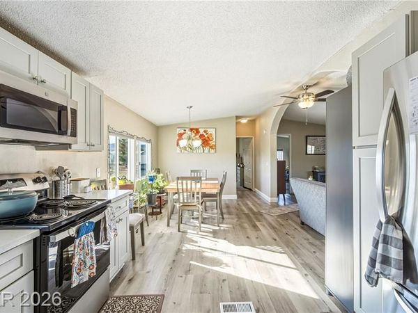 4111 Venza Street, Pahrump, NV 89048