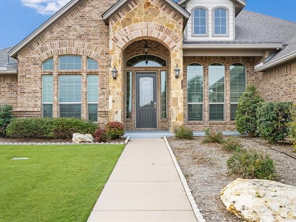10909 Chriswood Drive, Crowley, TX 76036