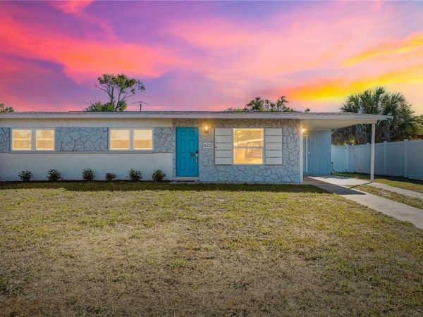 6227 COLUMBIA DRIVE, BRADENTON, FL 34207