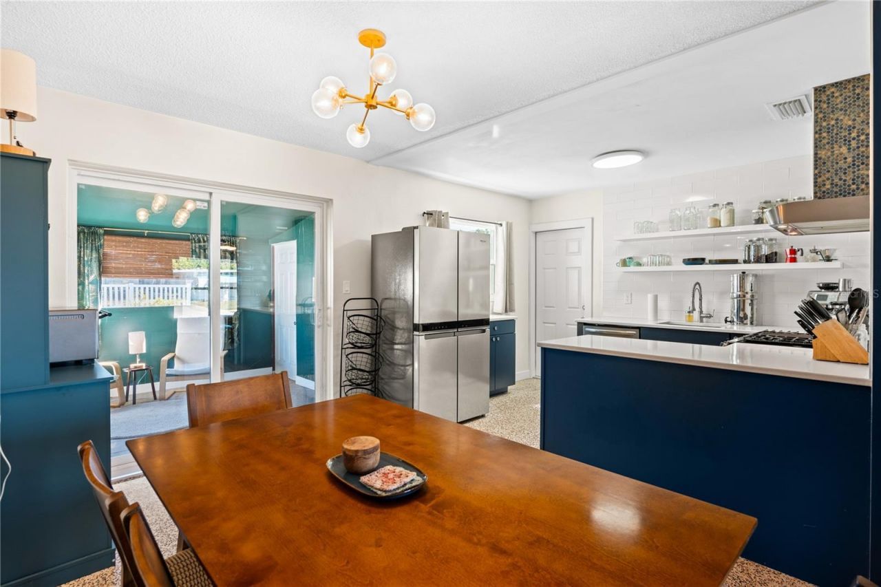 6227 Columbia Drive, Bradenton, FL 34207 Photo