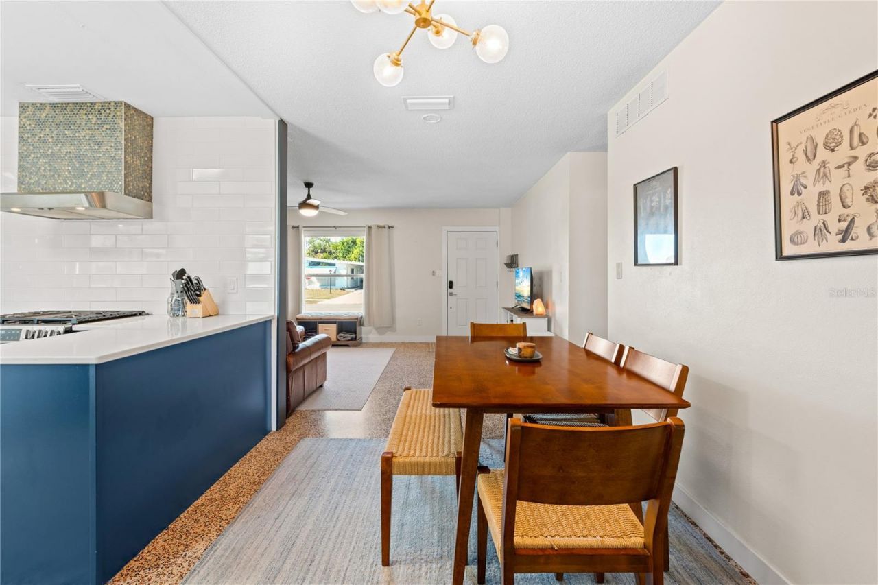 6227 Columbia Drive, Bradenton, FL 34207 Photo