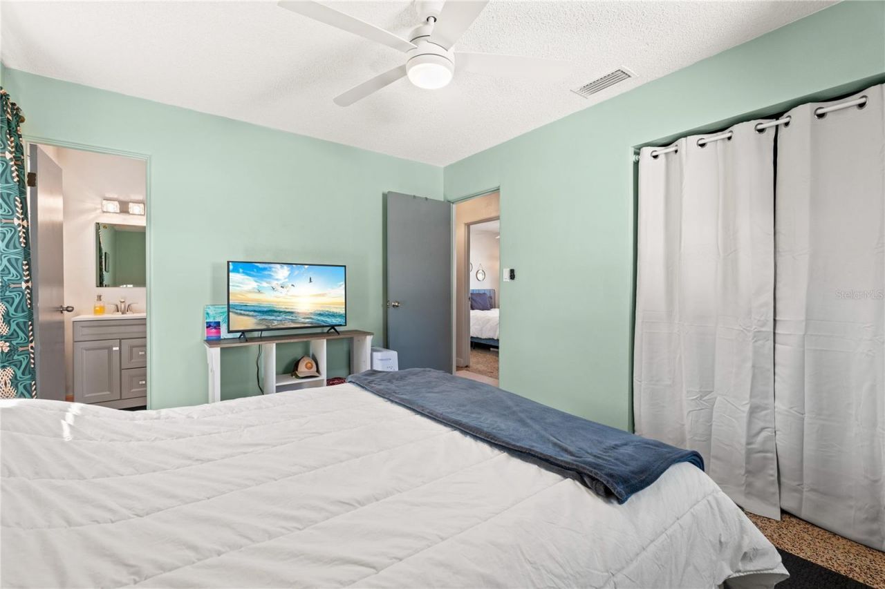 6227 Columbia Drive, Bradenton, FL 34207 Photo