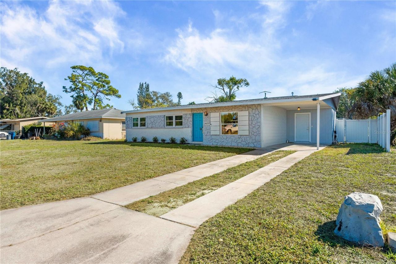 6227 Columbia Drive, Bradenton, FL 34207 Photo