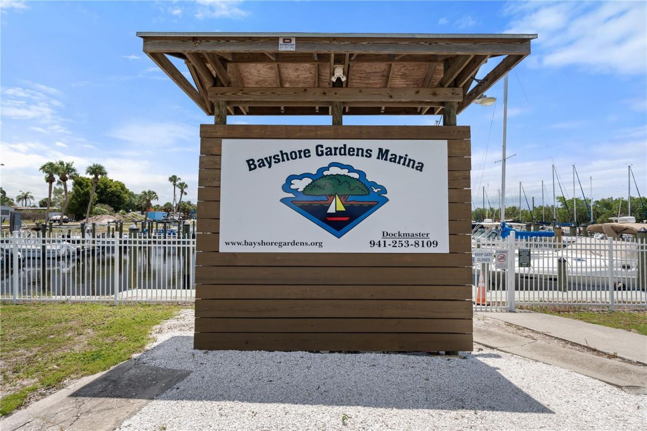 6227 Columbia Drive, Bradenton, FL 34207 Photo