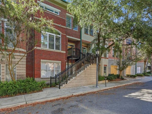 132 NE 4TH STREET, GAINESVILLE, FL 32601