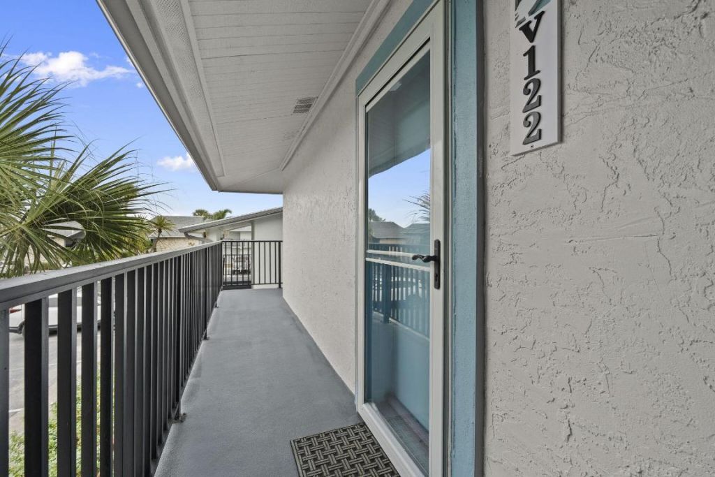 2400 S Ocean Drive, Unit V-122, Hutchinson Island, FL 34949 Photo