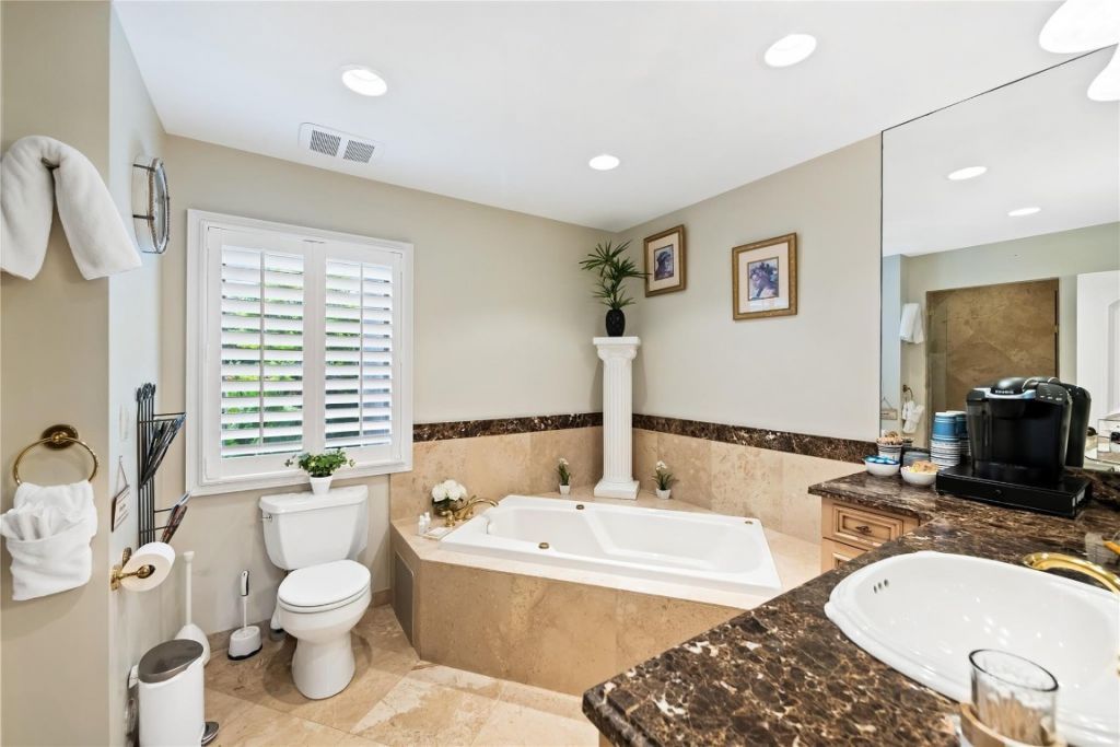 1600 S Ocean Drive, Fort Lauderdale, FL 33316 Photo