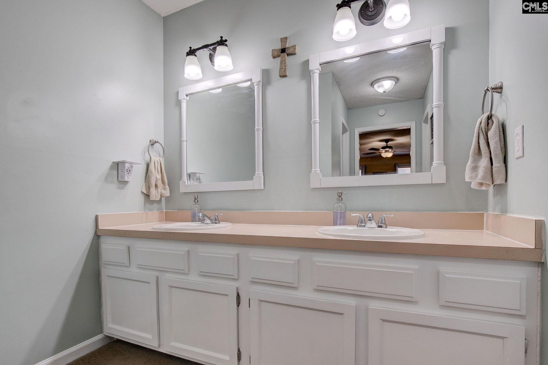 605 Timberleaf Court Photo 20