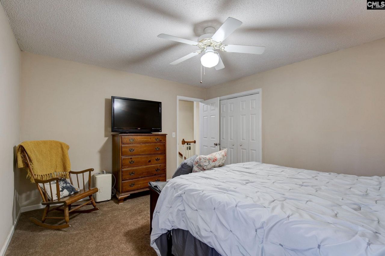 605 Timberleaf Court  Photo 23