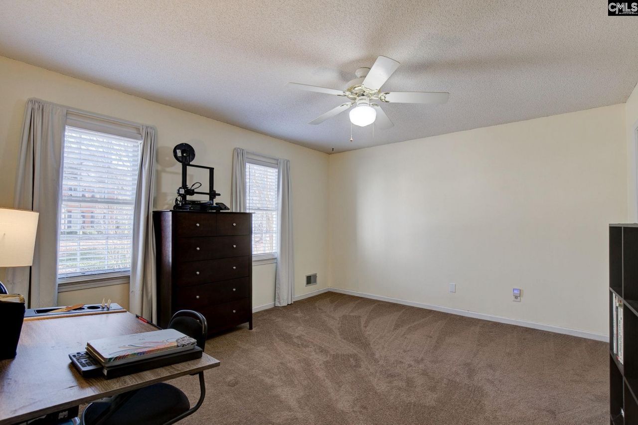 605 Timberleaf Court Photo 24