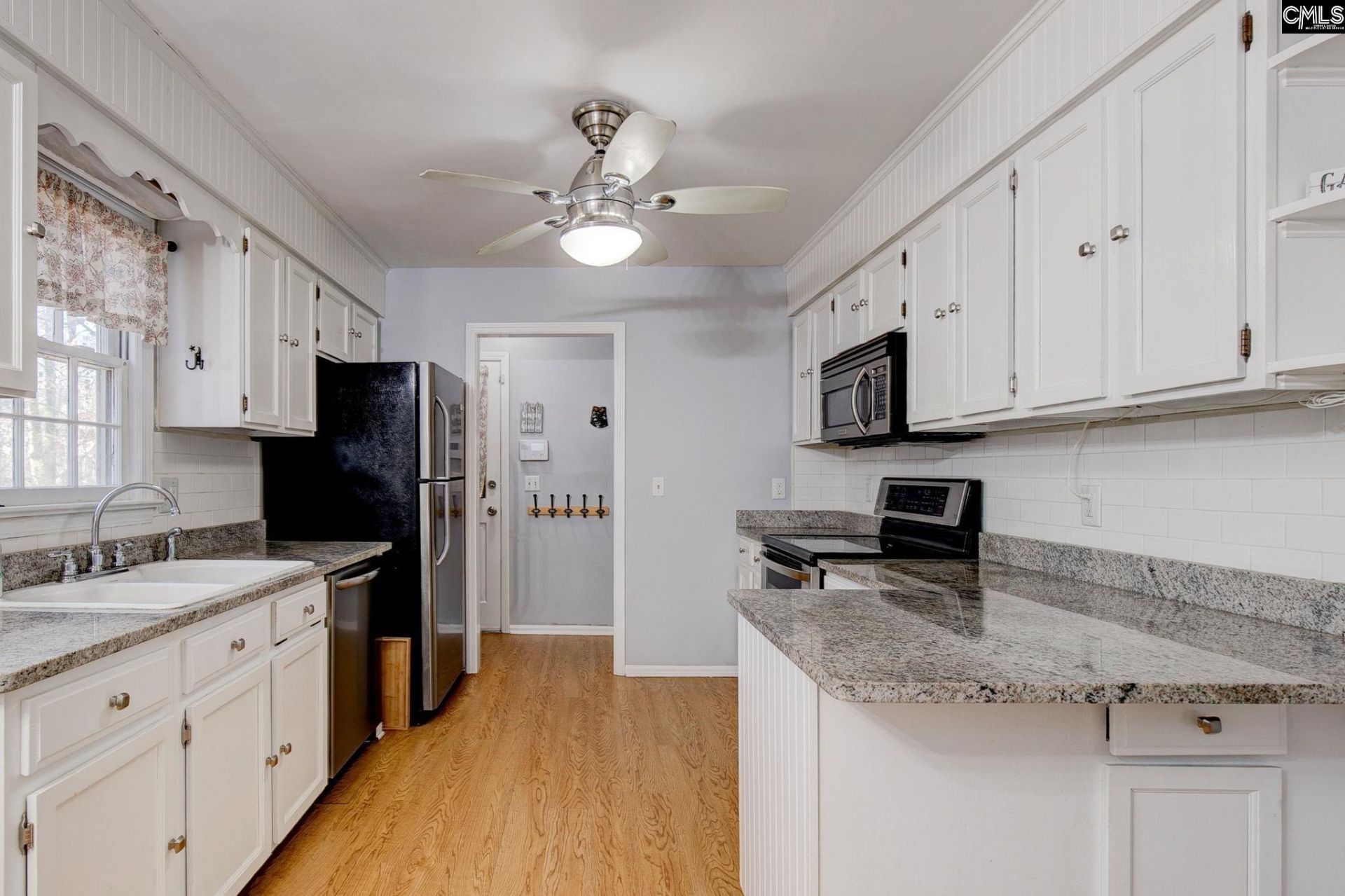 605 Timberleaf Court Photo 7