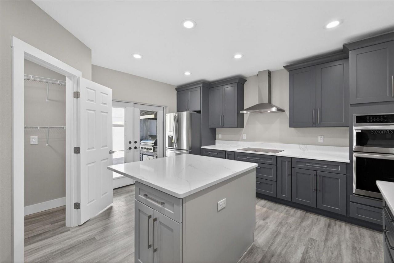 1819 13th Avenue S, Saint Petersburg, FL 33712 Photo