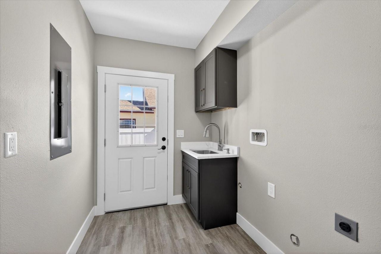 1819 13th Avenue S, Saint Petersburg, FL 33712 Photo