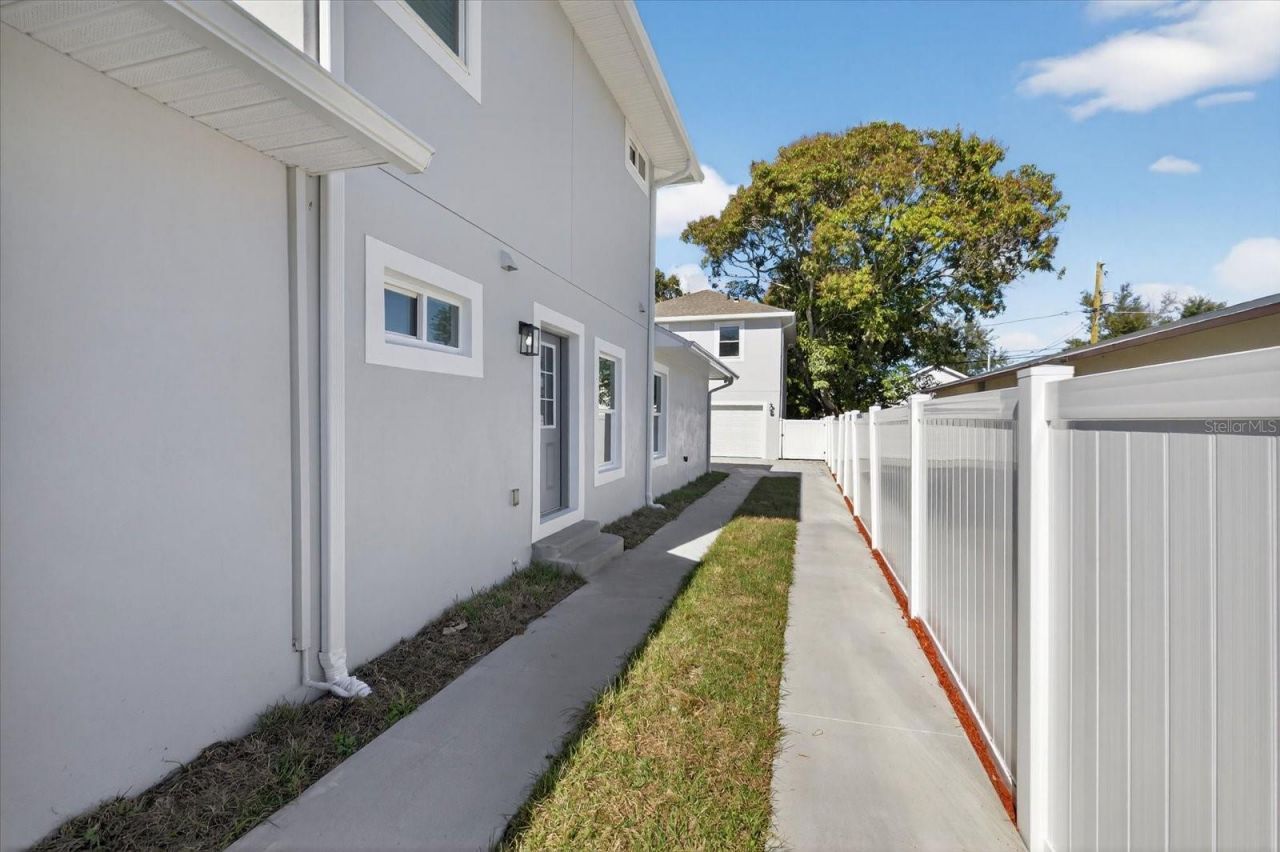 1819 13th Avenue S, Saint Petersburg, FL 33712 Photo