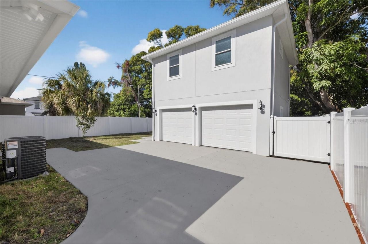 1819 13th Avenue S, Saint Petersburg, FL 33712 Photo