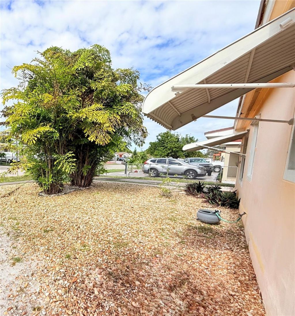 1311 N 69th Ave, Hollywood, FL 33024 Photo