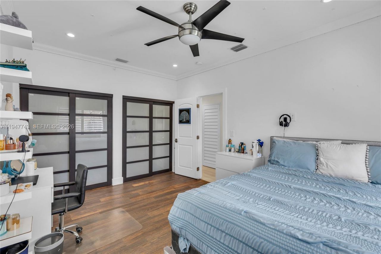 15560 NW 83rd Pl, Miami Lakes, FL 33016 Photo