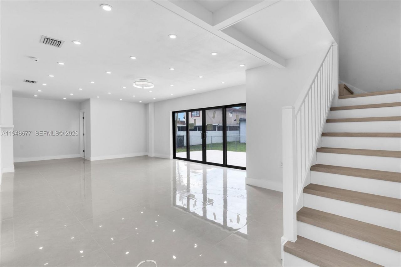 13930 Van Buren St, Miami, FL 33176 Photo