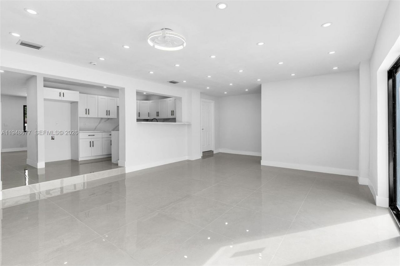 13930 Van Buren St, Miami, FL 33176 Photo