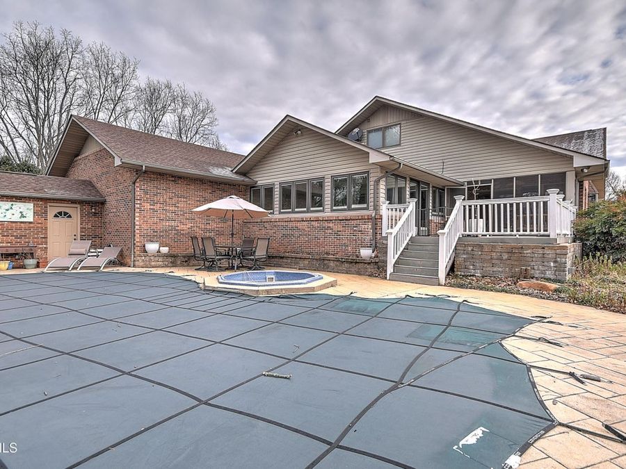 Property Image 104