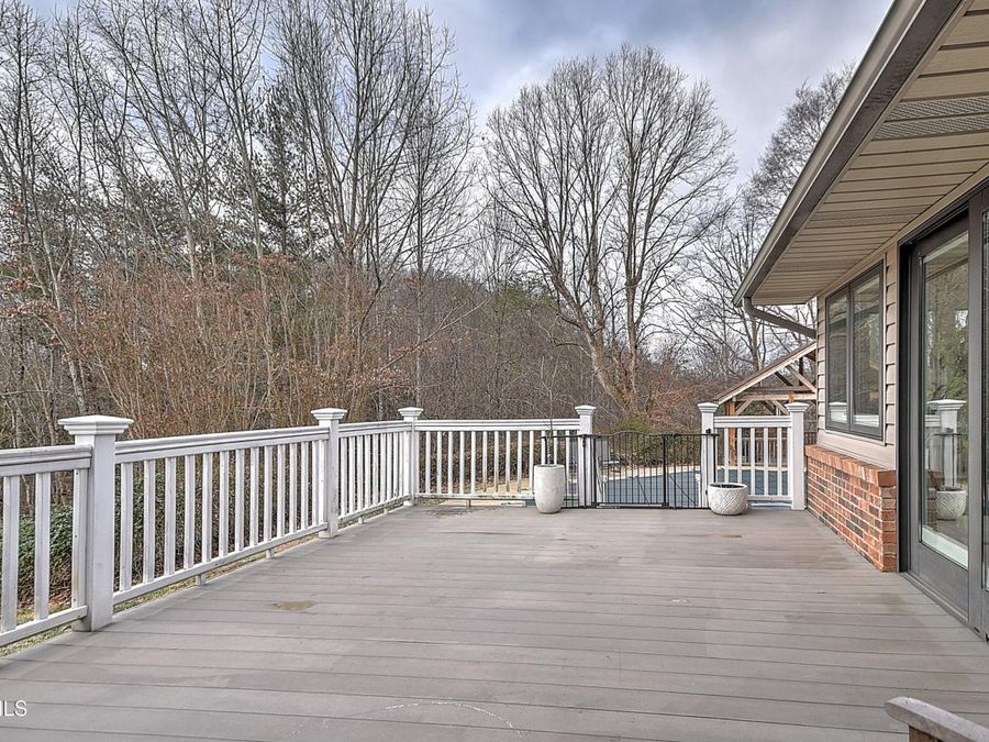 Property Image 99