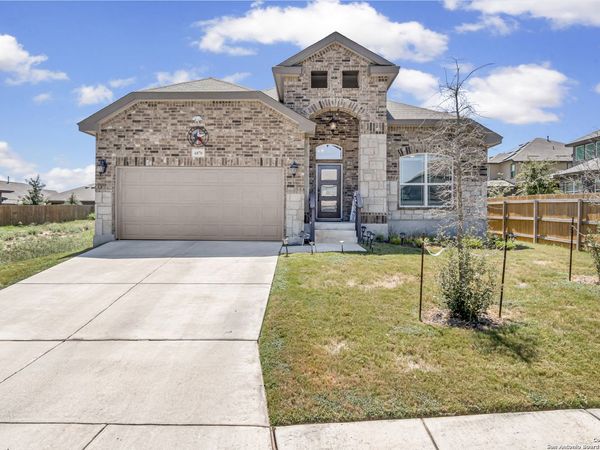 6870 Comanche Vw, San Antonio, TX 78233