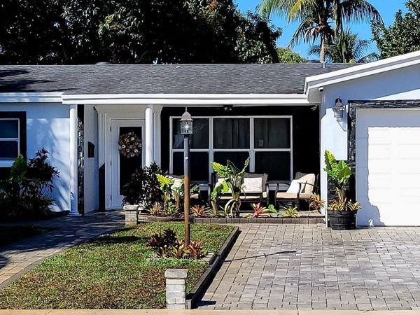 4153 NW 47th Terrace, Lauderdale Lakes, FL 33319