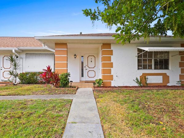 943 Savannas Point Drive, Unit D, Fort Pierce, FL 34982