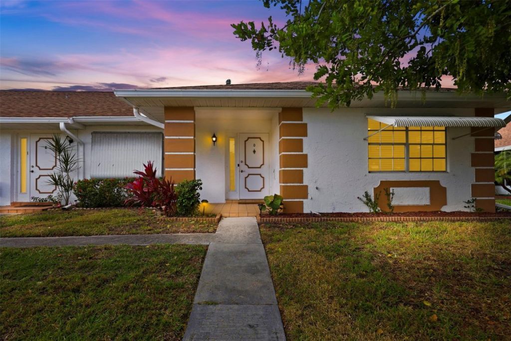 943 Savannas Point Dr, Unit D, Fort Pierce, FL 34982 Photo