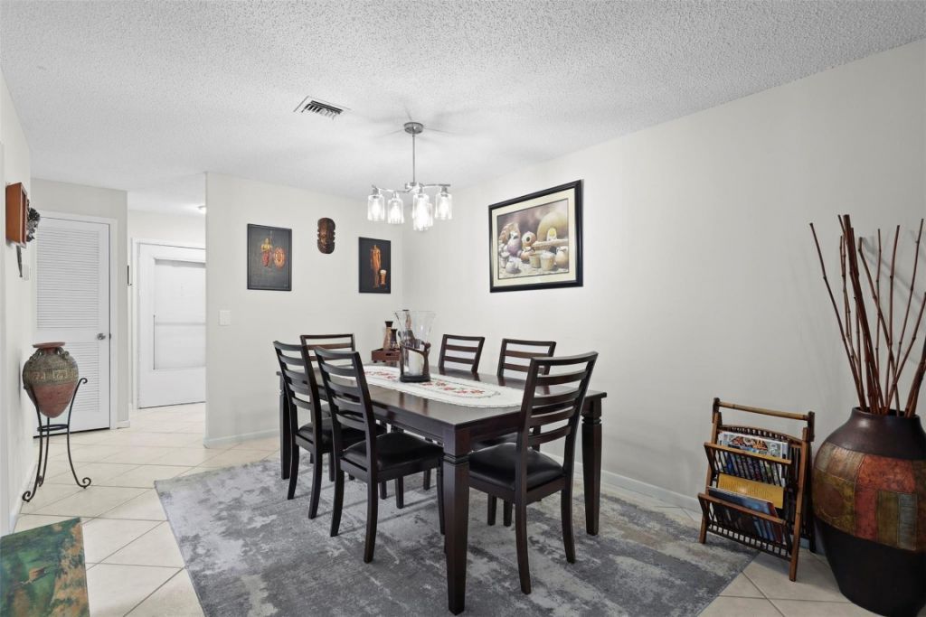 943 Savannas Point Dr, Unit D, Fort Pierce, FL 34982 Photo