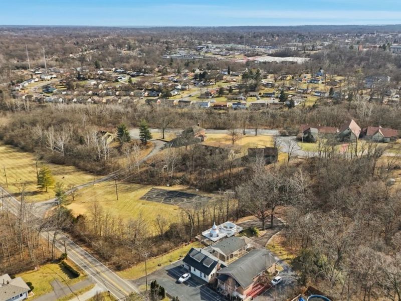 1805 Miles Road, Springfield Twp., OH 45231 Photo 6