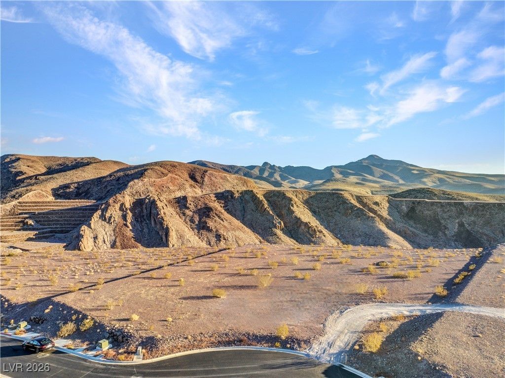 33 Soaring Rock Court, Henderson, NV 89012 Main Photo