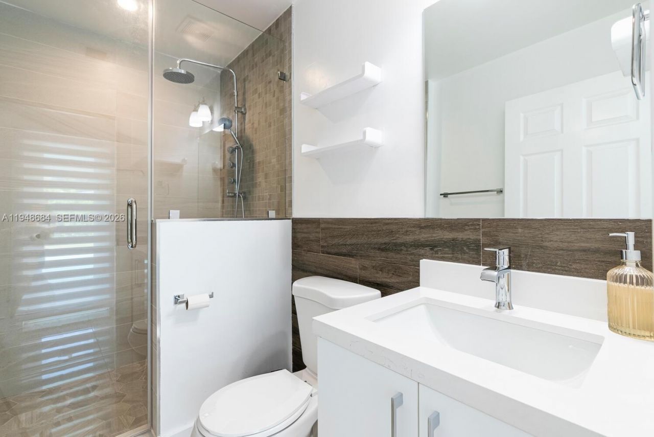 8425 SW 185th St, Cutler Bay, FL 33157 Photo