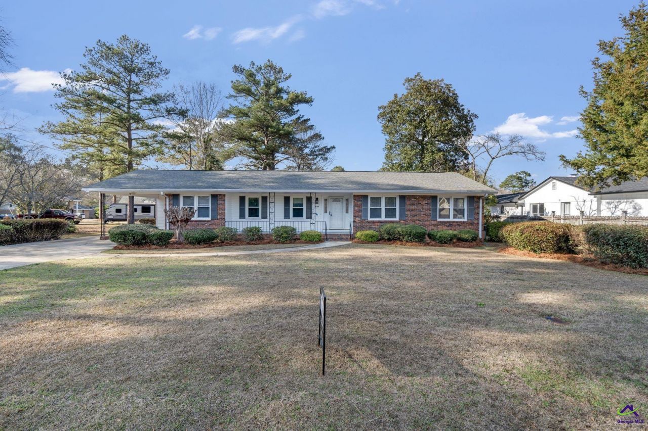 1729 Milton Way, Perry, GA 31069 Main Photo