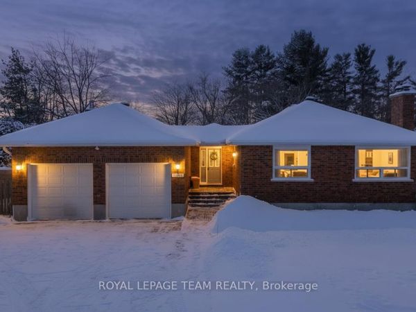 3246 Elizabeth Street, Ottawa, ON K0A2W0