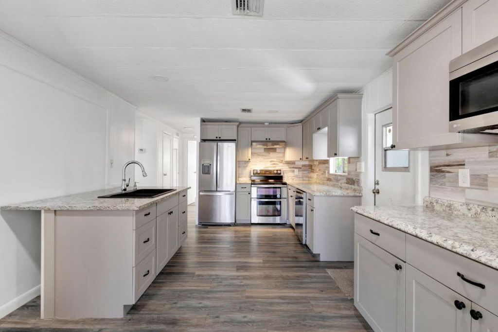 4072 74th Street N, Unit 395, Riviera Beach, FL 33404 Photo