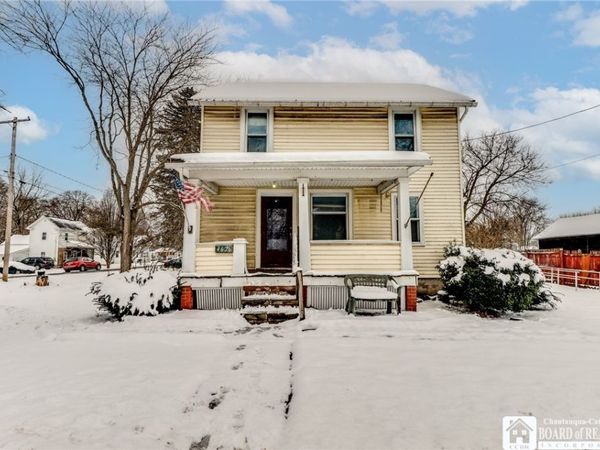 4626 S Gravel Road, Medina, NY 14103