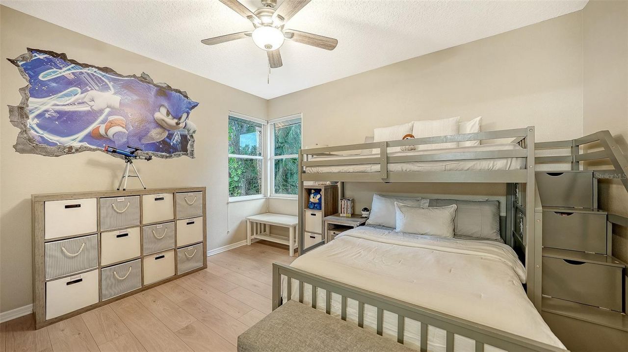 8117 Misty Oaks Boulevard, Sarasota, FL 34243 Photo