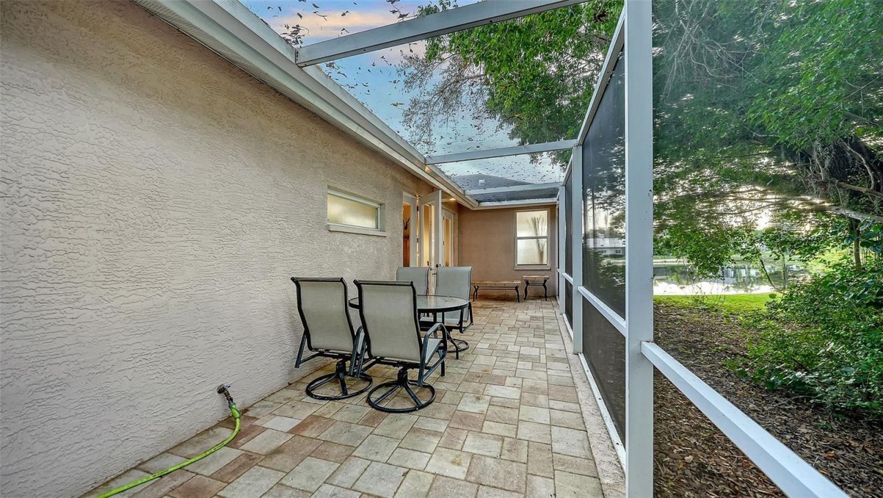 8117 Misty Oaks Boulevard, Sarasota, FL 34243 Photo