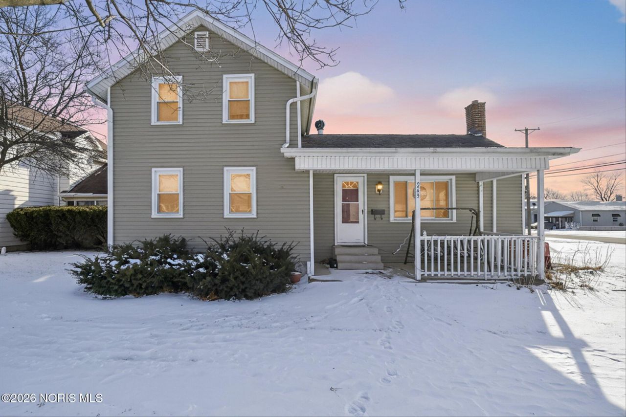 263 W Chestnut Street, Wauseon, OH 43567 Main Photo