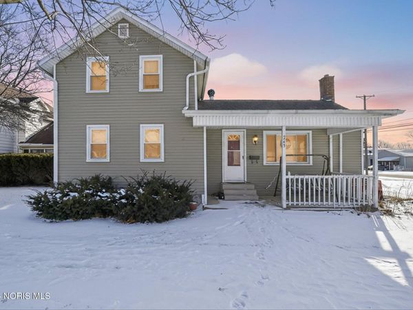 263 W Chestnut Street, Wauseon, OH 43567