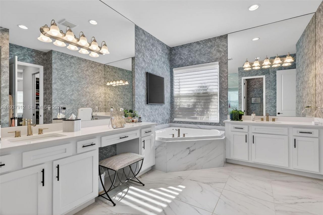 12024 SW Water Lily Ter, Port Saint Lucie, FL 34987 Photo