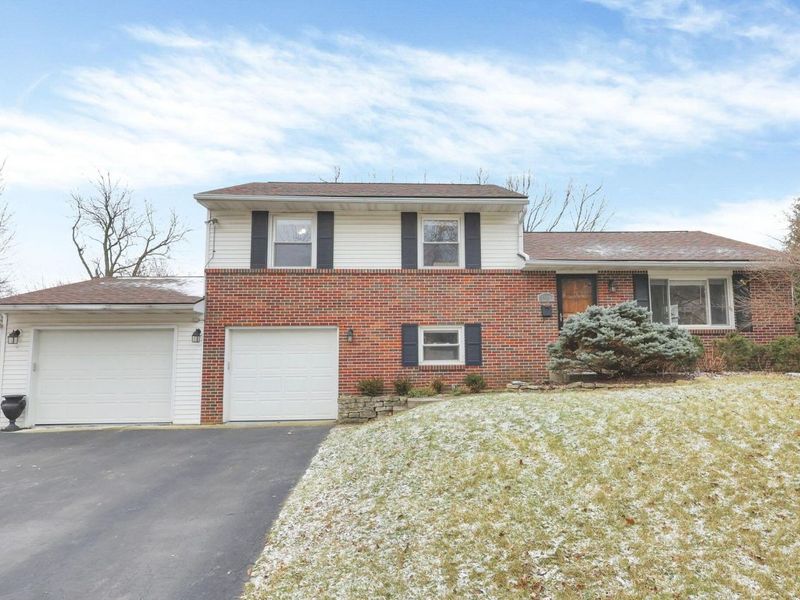 1065 Bernard Road, Columbus, OH 43221 Photo 1