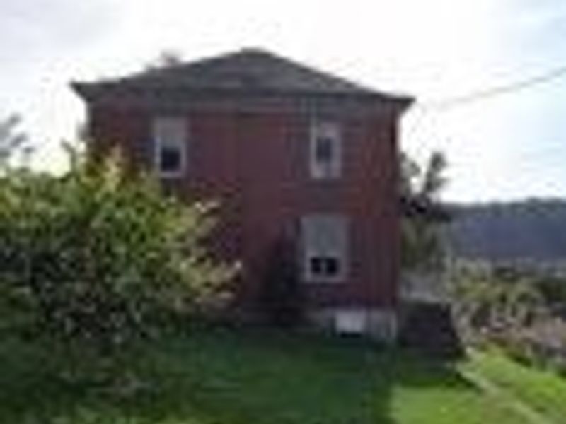 500 N 8th Street, Martins Ferry, OH 43935 Photo 3