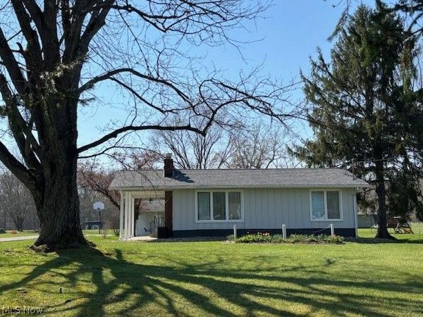 2747 Barclay Messerly Road, Southington, OH 44470