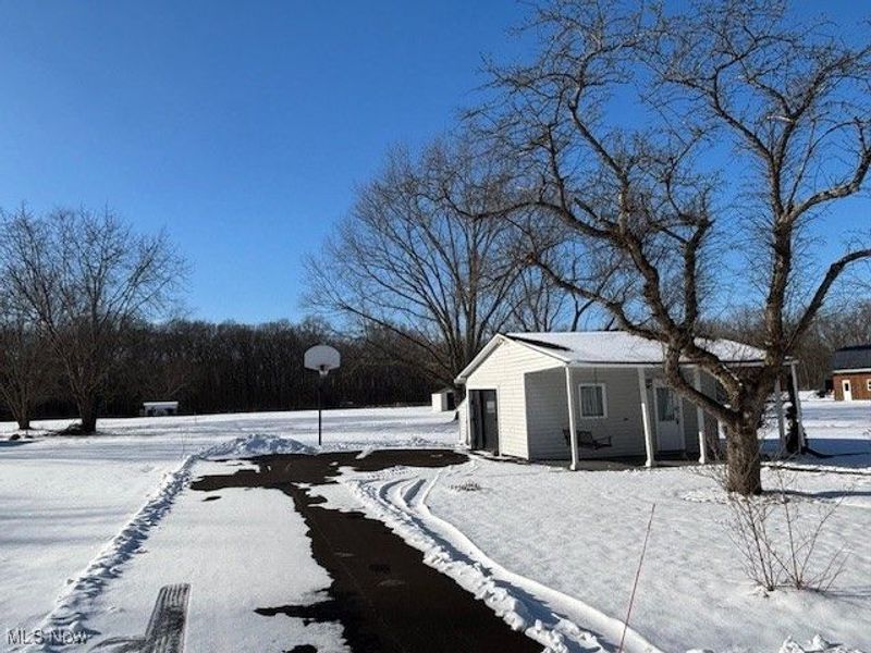 2747 Barclay Messerly Road, Southington, OH 44470 Photo 6