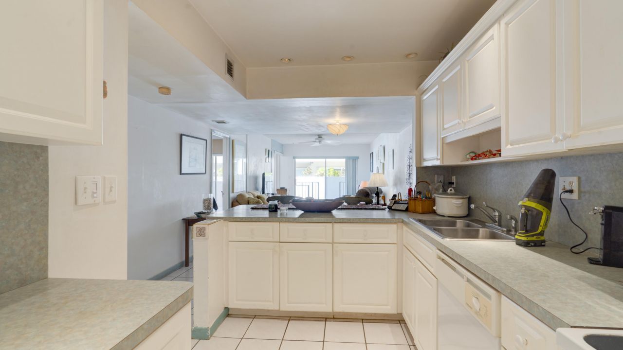 79901 Overseas Highway, Unit 204, Islamorada, FL 33036 Photo